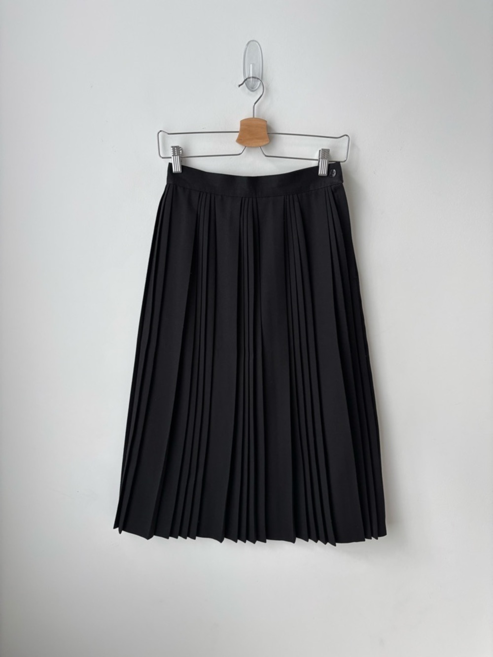 Vintage high waist Black Pleated Midi Skirt Size 10 Minimalist Classic A-Line - Picture 2 of 12